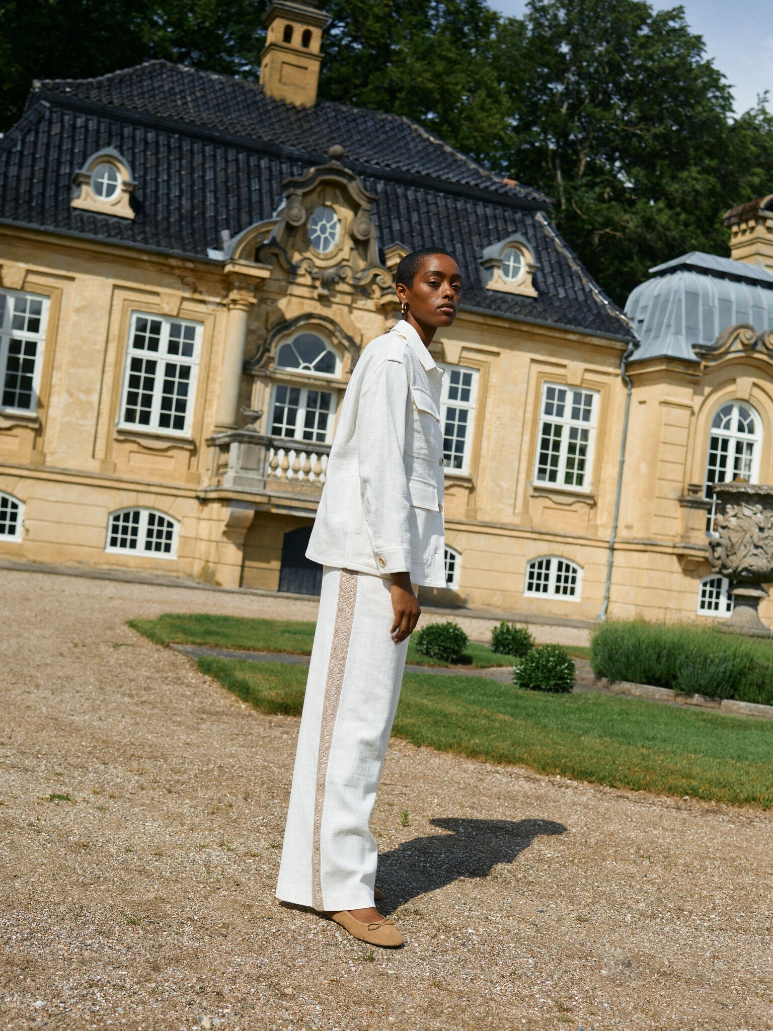 Modelshot / Ecru / Detail